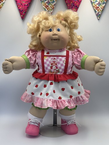 Cabbage patch kids - patch, clothes