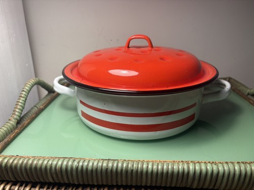 Vintage red white stripe - red,