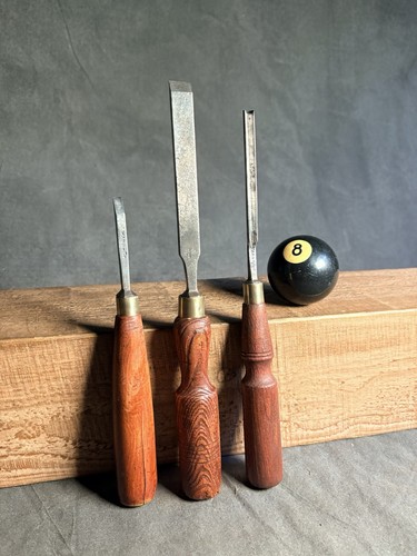 Three vintage chisels - vintage, inc