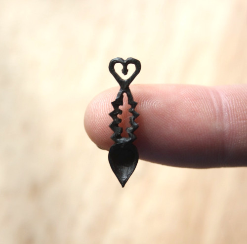 Dolls house miniature - dolls, carved