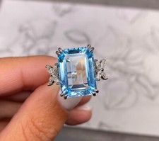 18ct White Gold Intense Blue