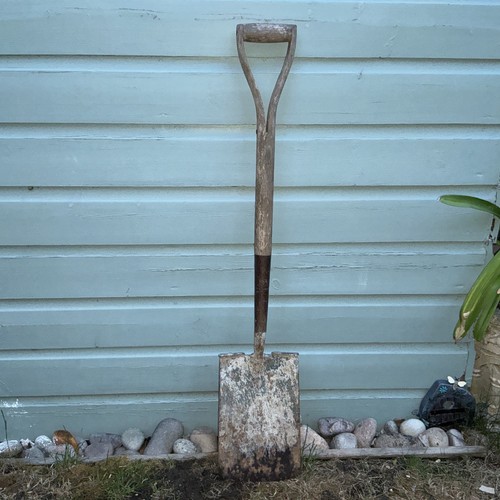 Vintage antique garden spade - garden,