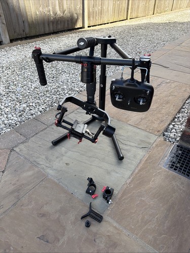 Camera stabiliser dji - dji, ronin
