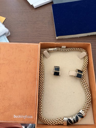 Buckingham jewellery set - buckingham,