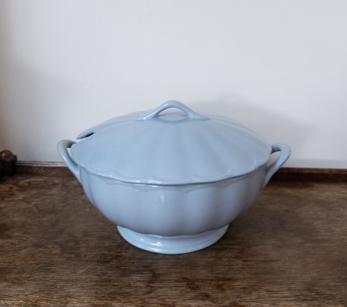 Large vintage grindley lupin - vintage,