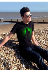 Fluorescent  GREEN Giant Manta Ray dot pattern scuba diving T-Shirt - All sizes