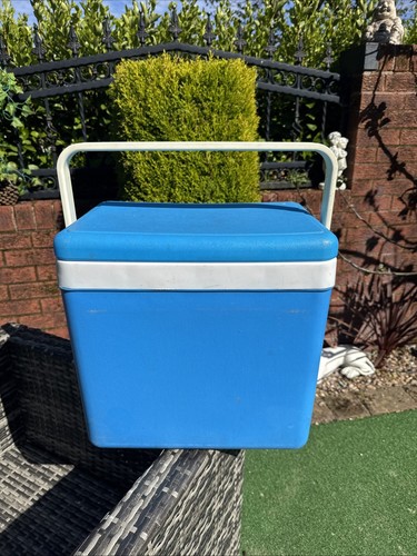 Coleman curver vintage 1980 - curver?,