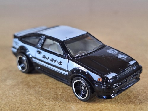 Hot wheels toyota - hot,