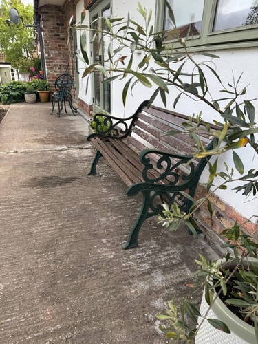 Classic victorian garden bench - classic,