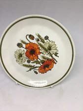 J&G Meakin Poppy Dinner Plate