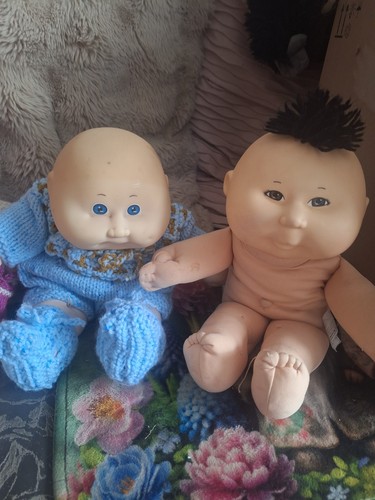 Dark haired cabbage patch baby - dark,
