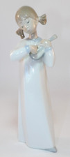 Lladro 7 3/4" Figurine 4871