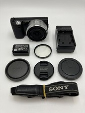 Sony NEX-5 16mm f/2.8