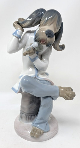 Lladro 1155 dog singer - 1155,