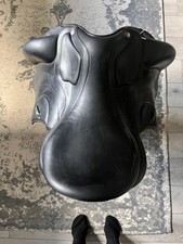 Black America Siena ClassieDressage Saddle M 17 5 Inch Wide Fit