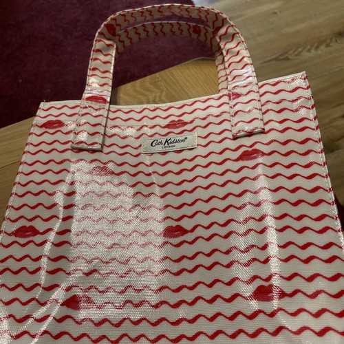 Cath kidston red lips - cath,