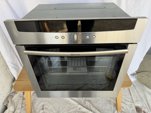 Neff built oven model - neff, in
