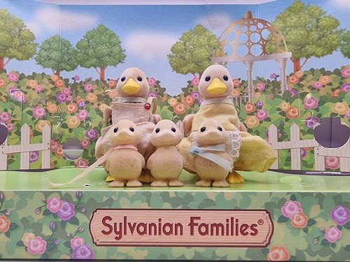 Sylvanian families puddleford - families,