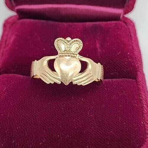 Vintage claddagh friendship - vintage,