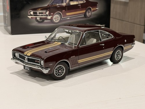 Holden monaro gts - 1:18, ht