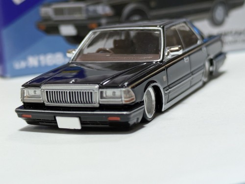 Tomica limited vintage nissan - vintage,