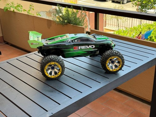 Traxxas revo brushless 10 - traxxas,