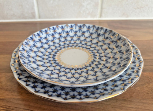 Lomonosov colbalt net saucer - colbalt,