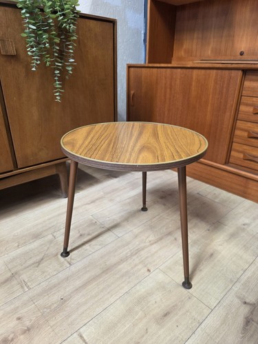 Vintage mid century - round, side