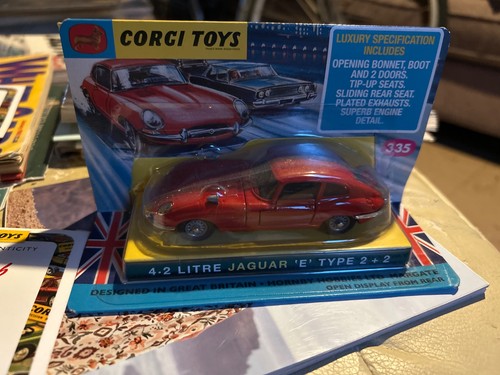 Corgi toys 335 - corgi, litre