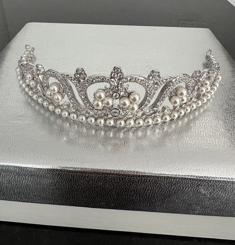 Swarovski signed princess - swarovski,