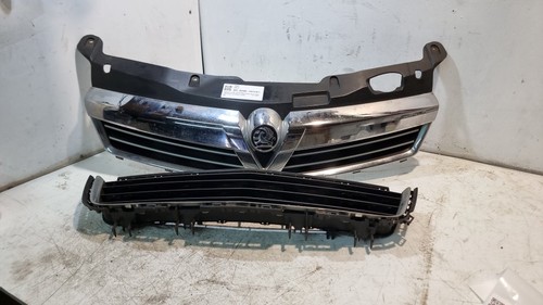 Vauxhall astra front - vauxhall, grille