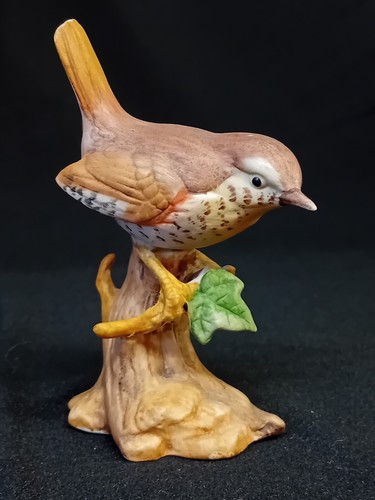 Vintage porcelain wren - porcelain, 'wren'
