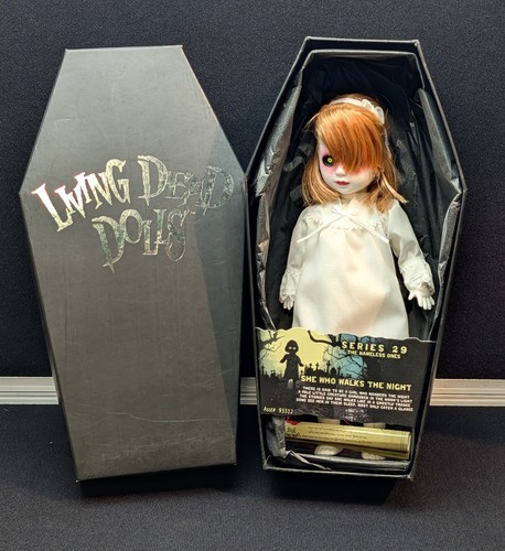 Living dead doll she - dead,