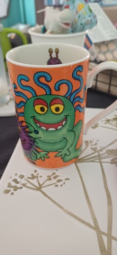 Dunoon monsters mug jane - by,