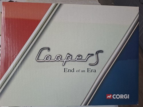 Corgi mini cooper diorama - mini,