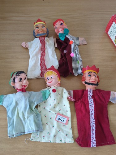 Hand puppets plush - hand,