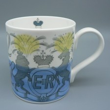 WEDGWOOD MUSEUM MUG ERIC RAVILIOUS QUEEN ELIZABETH II DIAMOND JUBILEE FIREWORKS