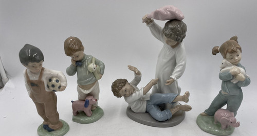Nao lladro figurines - by,