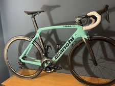 Ultralight Bianchi Oltre XR4 Dura-Ace Di2 Carbon Road Bike Fulcrum FSA Conti