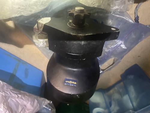 Lewmar whitlock mamba 12volt - lewmar,