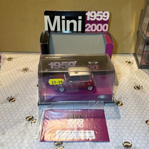 Corgi 04509 scale - scale, 1:36