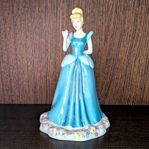Royal doulton disney - royal, showcase