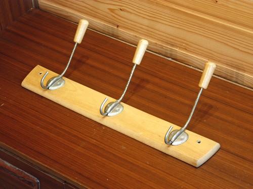 Vintage 45cm wooden coat hooks - vintage,