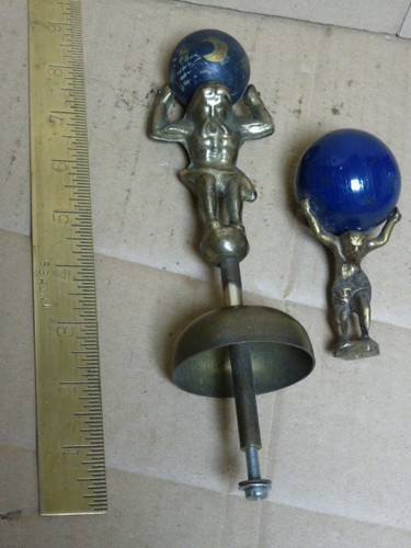 Old dutch clock case - 2, figures