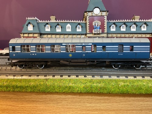 Hornby r423 lms coronation - hornby, oo