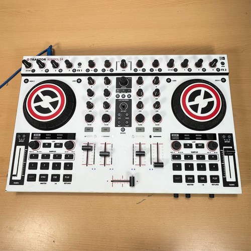 Native instruments traktor - instruments,