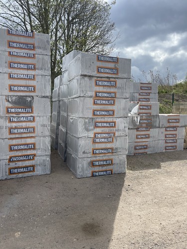 Thermalite blocks 90 per - £90,