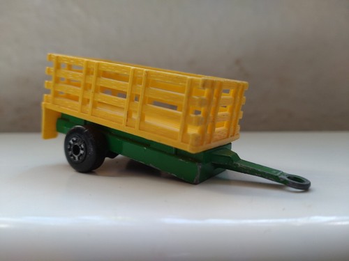 Matchbox cattle trailer 1979 - cattle,