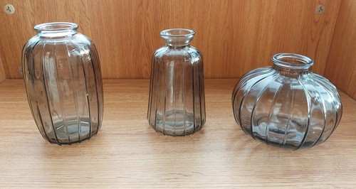 Small bud vases - vases, glass