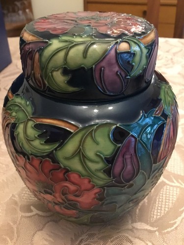 Moorcroft othello ginger jar - othello,
